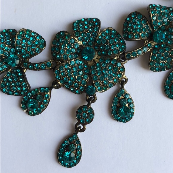 Turquoise Flower Swarovski Floral Necklace Set - Picture 2 of 8